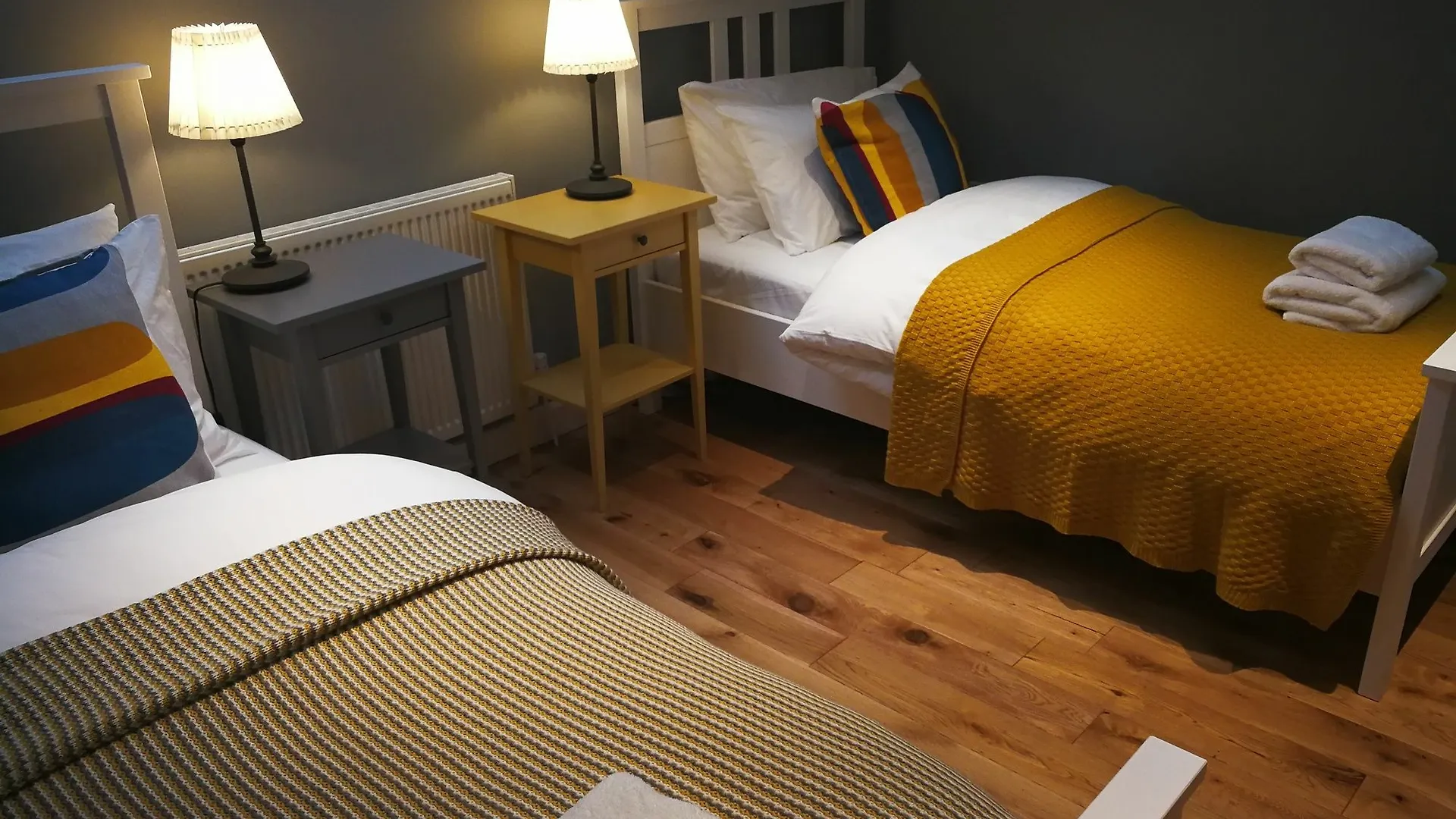 Coach House In The Center Of Cardiff Apartment